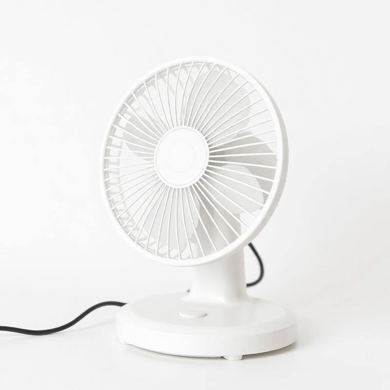 Compacte Tafelventilator — Stille Bureauventilator voor Gericht Koelen
